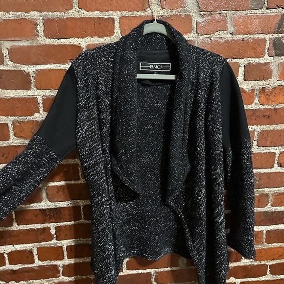 BNCI Jackets & Blazers - Sophisticated BNCI Marbled Black Jacket with Flowing Front - Women's Small